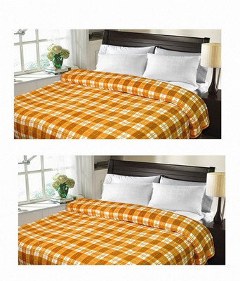 

Sanvi Traders Checkered Double Blanket(Microfiber, Multicolor)