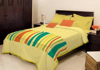 

Bombay Dyeing Abstract  Mink Blanket(Microfiber, Yellow