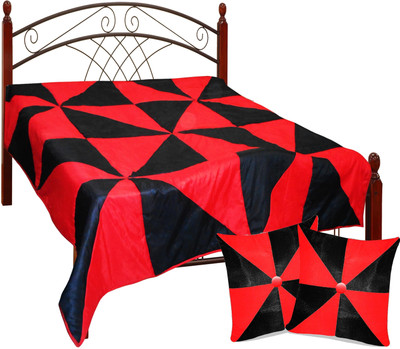 75% OFF on Zikrak Exim Checkered King Quilt(Polyester, Black, White)