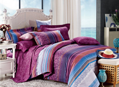 18% OFF on Zyne Floral, Striped Double Quilt(100% Cotton, Multicolor)