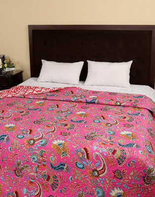 

Rajrang Floral Double Comforter(Cotton, Fuchsia)