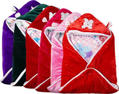 

Utc Garments Cartoon  Hooded Baby Blanket(Microfiber, Red, Pink, Green, Blue, Brown, Lavender, DarkPink, Purple, Blue;brown;darkpink;green;lavender;pink;purple;red