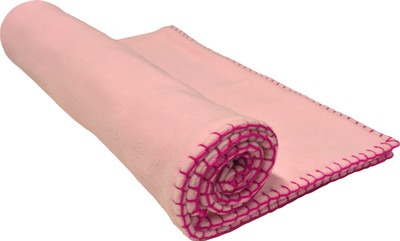 

Wobbly Walk Plain  Blanket(Polyester, Baby Pink