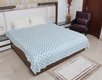 

IndiWeaves Polka  Blanket(Microfiber, Multicolor