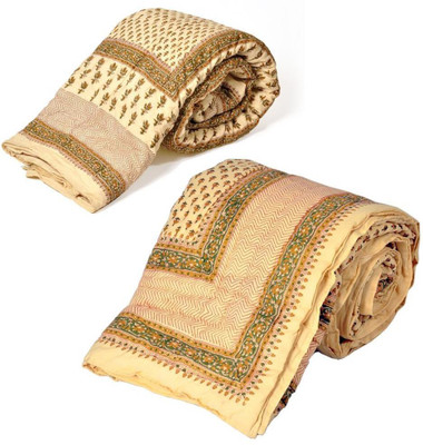 

Kaarigar Floral Double Comforter(Cotton, Cream)
