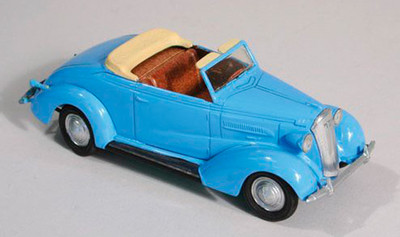 

Lindberg USA 1:32 1937 Chevrolet Convertible Plastic Scale Model Kit(Multicolor)