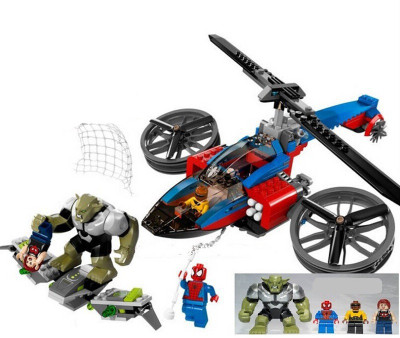 

Emob 299 PCS Super Heroes DIY Spider Helicoper Rescue Block Set with Four Minifigures(Multicolor)