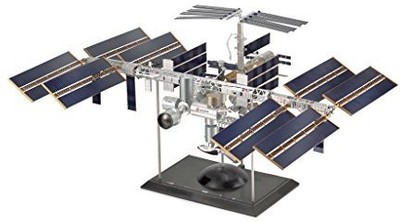 

Revell Germany Limited Edition International Space Station "Iss" Model Kit(Blue)