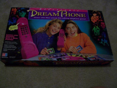 

Milton Bradley Electronic Dream Phone Board Game