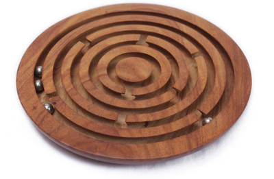 

Aatike Maze Board Game