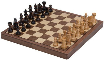 

Magnetic Walnut Wood Chess Magnetic Folding Walnut Wood Chess Set Board Game