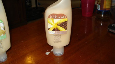 

Avon Naturals Vanilla(150 ml)
