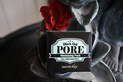 

Secret Key key Black Out Minimizing Pore Tightening Effect Facial Care Pack, 4.80 Ounce(134.4 g)