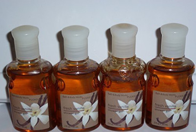 Bath & Body Works Fresh Vanilla Shower Gel Set of 4(59.14 ml, Pack of 4)