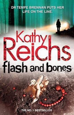 Flash and Bones(English, Paperback, Reichs Kathy)