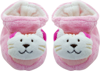 

Neska Moda Cat 6 To 24 Month Baby Booties(Toe to Heel Length - 12 cm Pink)