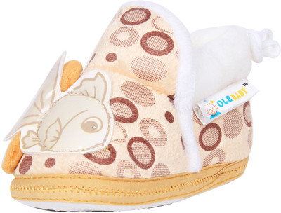 

Ole Baby Cute Fish Applique Bubbles Print Soft Furry Organic 3d Toons 3-12 Months Booties(Toe to Heel Length - 12 cm Yellow)