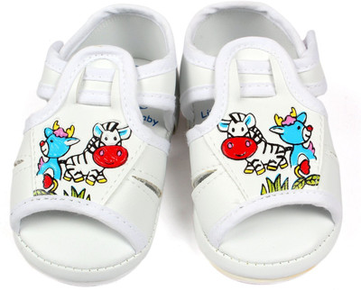 

Baby Bucket Booties(Toe to Heel Length - 11 cm White)