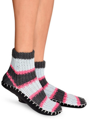 

Senora LBT-4 GREY H.PINK Booties(Toe to Heel Length - 24 cm Grey)