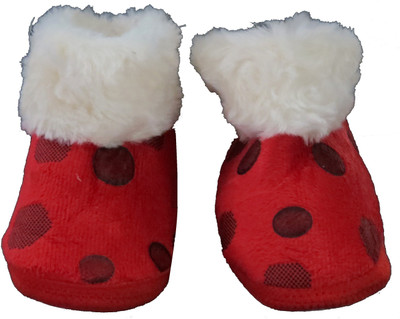 

Neska Moda Polka 0 To 12 Month Baby Booties(Toe to Heel Length - 10 cm Red)
