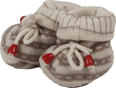 

Baby Boo Booties(Toe to Heel Length - 12 cm Beige)