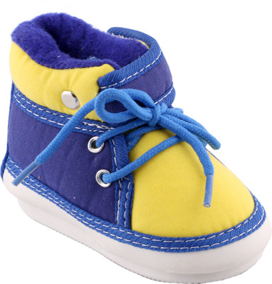 

Morisons Baby Dreams Booties(Toe to Heel Length - 10 cm Yellow)