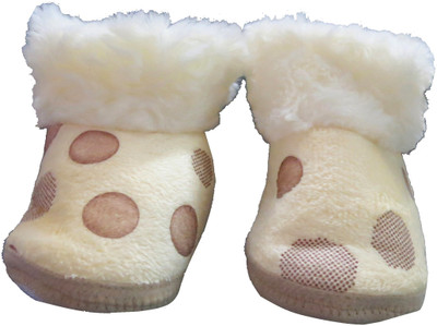 

Neska Moda Polka 0 To 12 Month Baby Booties(Toe to Heel Length - 10 cm Beige)