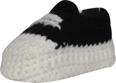 

Ole Baby Booties(Toe to Heel Length - 10 cm White)