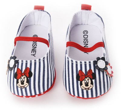 

Baby Bucket Booties(Toe to Heel Length - 11 cm White)