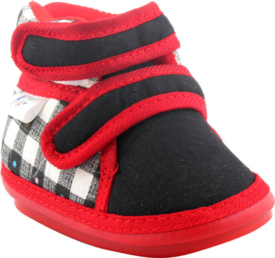 

kitkat Boys & Girls Velcro Casual Boots(Multicolor, Black