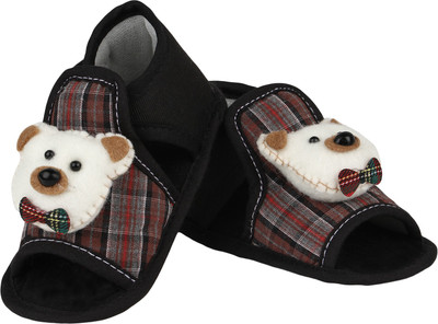 

Littly Check Print Baby Boys & Girls Soft base Booties(Toe to Heel Length - 10 cm Black)