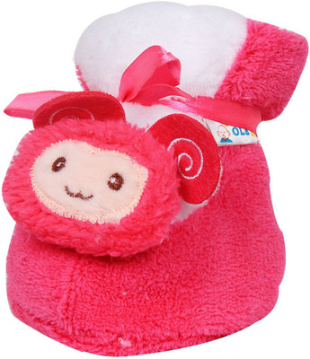 

Ole Baby Cute Kitty Face With Swirl Eyes Plush Soft Furry Organic 3d Toons 0-9 Months Booties(Toe to Heel Length - 10 cm Pink)