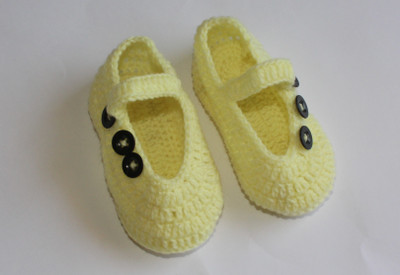 

Cross Knitt Booties(Toe to Heel Length - 12 cm Yellow)