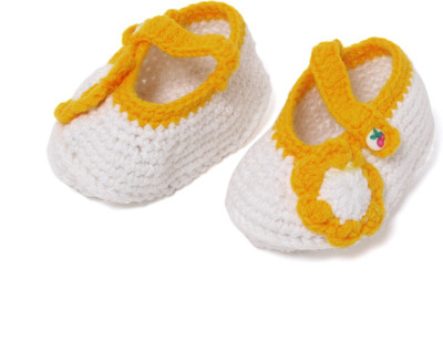 

Kidofy Booties(Toe to Heel Length - 3 cm White)