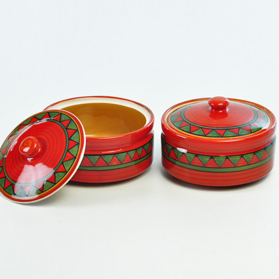 

Cultural Concepts Trian Bowl Ceramic, Stoneware Bowl(Red, Green, Pack of 2)