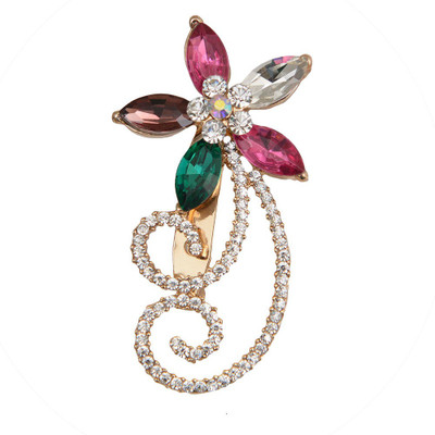 

Taj Pearl Designer Brooch(Gold)
