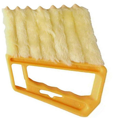 

Futaba Plastic Wet and Dry Brush(Orange, Pack of 1)