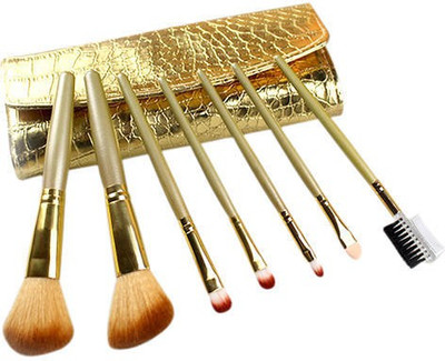 

Cosmix Stores Set Of 7 Make Up Brush Set Wooden With Gold Handle(Pack of 7)