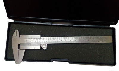 

Labpro 2033 Steel 0988 Vernier Caliper(0-150 mm)