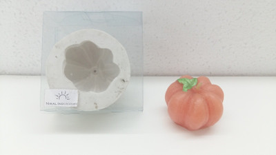 

Niral Industries Mirror Polished Silicone Candle Moulds