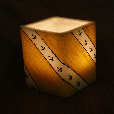 

Ekolhapuri Plastic Tealight Holder Set(Yellow, Pack of 1)