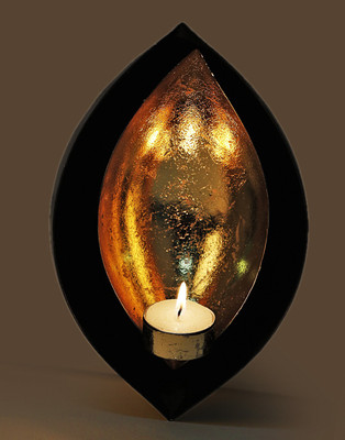 

Being Nawab Big and Heavy Double Base Gold Iron 1 - Cup Tealight Holder(Black, Gold, Pack of 1)