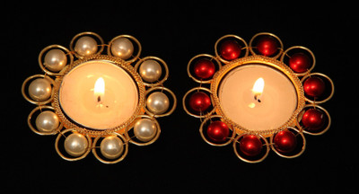 

JaipurCrafts Beautiful Kundan Crystal 2 - Cup Tealight Holder Set(Multicolor, Pack of 4)