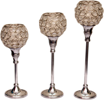 

Neyari Crystal Candle Holder Set(Silver, Pack of 3)
