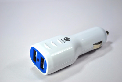 

Selvel 1.0 amp Car Charger(White)