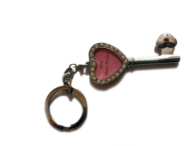 

KartString Heart & Key Shape Metallic Key Chain(Gold)