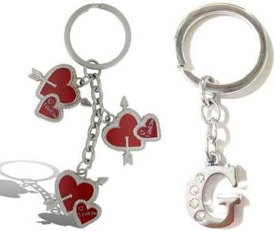 

Rashi Traders Arrow 3 Heart + Alphabet G Key Chain(Silver)