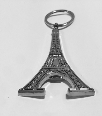 

Aura Eiffel Tower Shaped Opener Key Chain(Silver)
