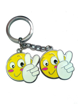 

City Choice Victory Sign Smiley Key Chain(Multicolor)