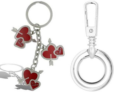 

Rashi Traders Arrow 3 Heart + Double Challa Locking Locking Key Chain(Silver)